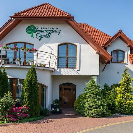 Rezydencja Szmaragdowy Ogrod Hotel Konstantynów Łódzki Exterior foto