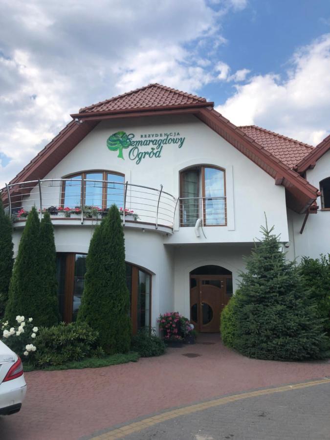 Rezydencja Szmaragdowy Ogrod Hotel Konstantynów Łódzki Exterior foto