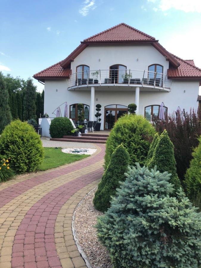 Rezydencja Szmaragdowy Ogrod Hotel Konstantynów Łódzki Exterior foto